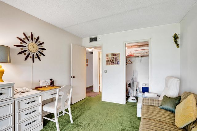 2049 Lyndhurst, Deerfield Beach, FL 33442