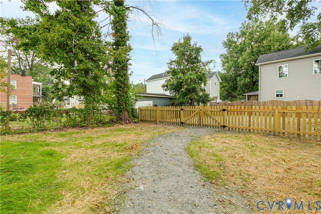 1004 E Brookland Park Blvd, Richmond, VA 23222