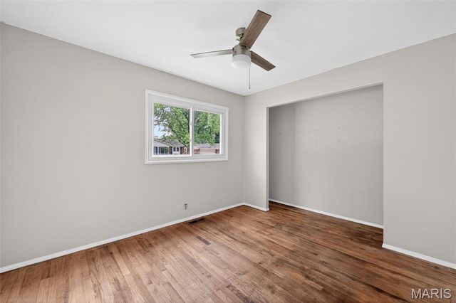 2195 Somerset Drive, Florissant, MO 63033