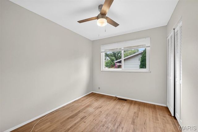 2195 Somerset Drive, Florissant, MO 63033