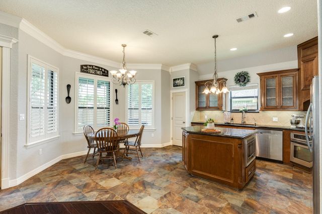 4913 Hickory Lane, Bay City, TX 77414