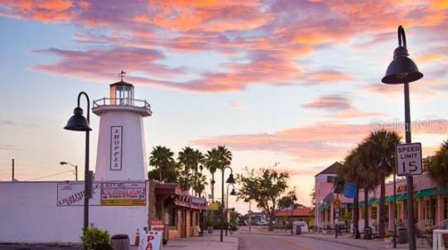 1936 HILLSONG TERRACE, Palm Harbor, FL 34684