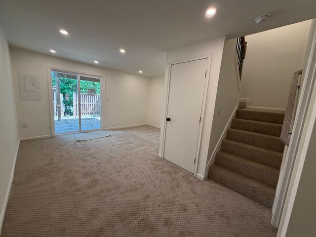 15387 GATEHOUSE TER, Woodbridge, VA 22191