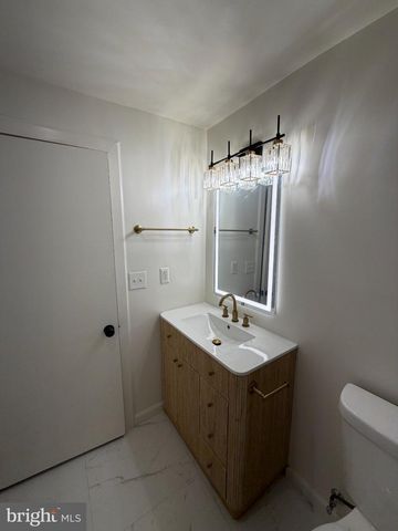 15387 GATEHOUSE TER, Woodbridge, VA 22191