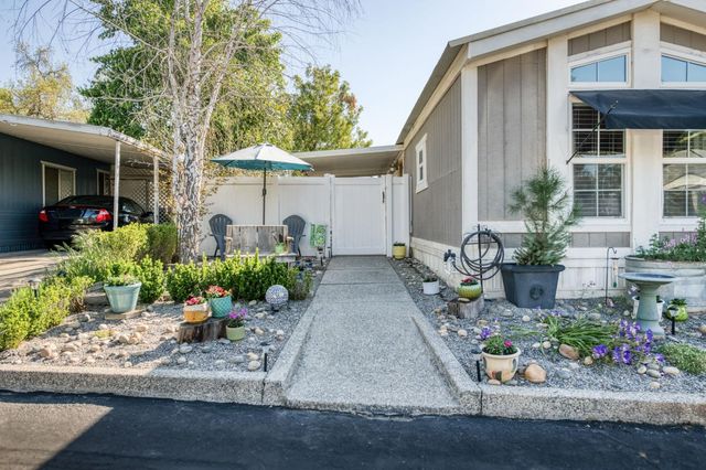 8701 Highway 41 SPC49, Fresno, CA 93720