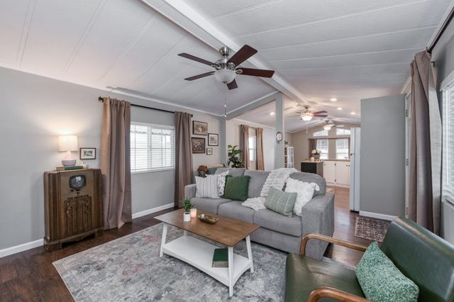 8701 Highway 41 SPC49, Fresno, CA 93720