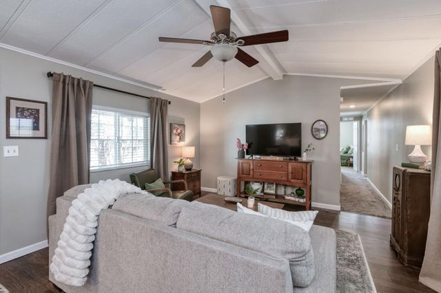 8701 Highway 41 SPC49, Fresno, CA 93720