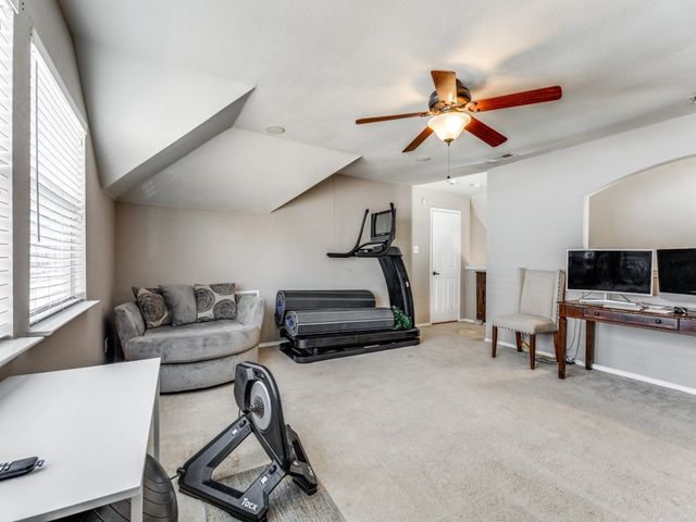 716 Fox Run Trail, Saginaw, TX 76179