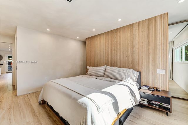 254 NW 43rd St, Miami, FL 33127