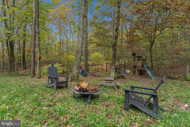 1187 MANZANEDO RD, East Stroudsburg, PA 18302