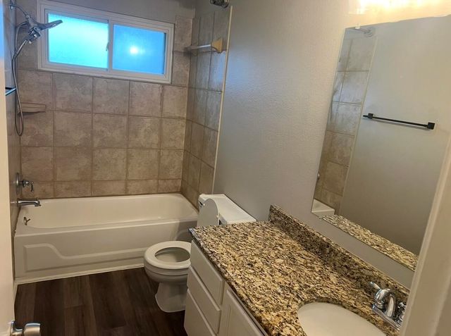 2462 Claremont Drive, Grand Prairie, TX 75052