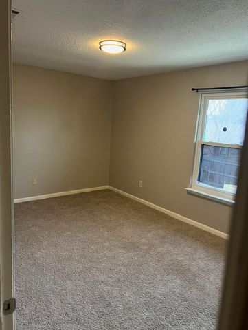 2462 Claremont Drive, Grand Prairie, TX 75052