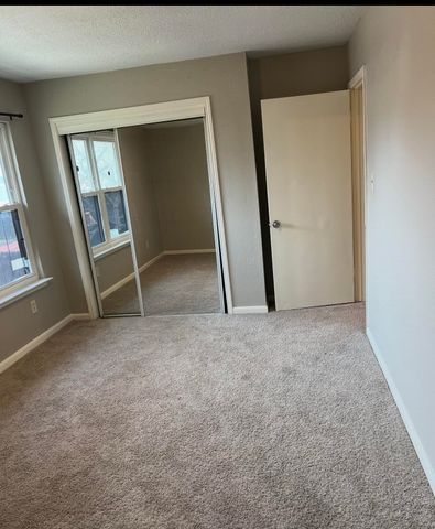 2462 Claremont Drive, Grand Prairie, TX 75052