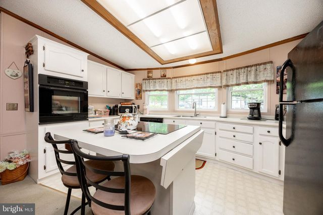 689 MIMOSA COURT, Red Hill, PA 18076