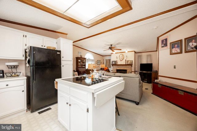 689 MIMOSA COURT, Red Hill, PA 18076