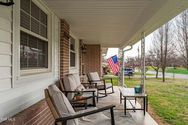 2409 Circleview Drive, Johnson City, TN 37604