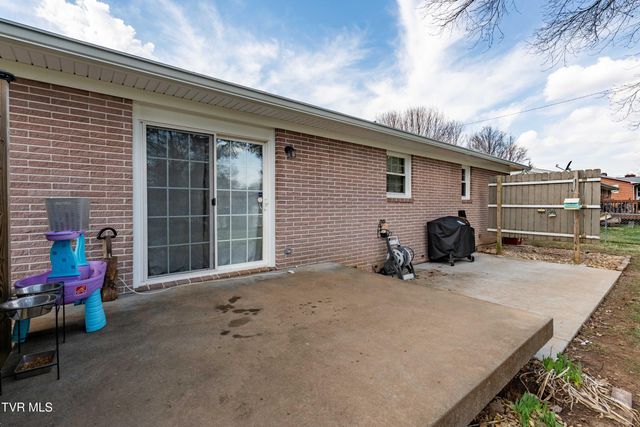 2409 Circleview Drive, Johnson City, TN 37604