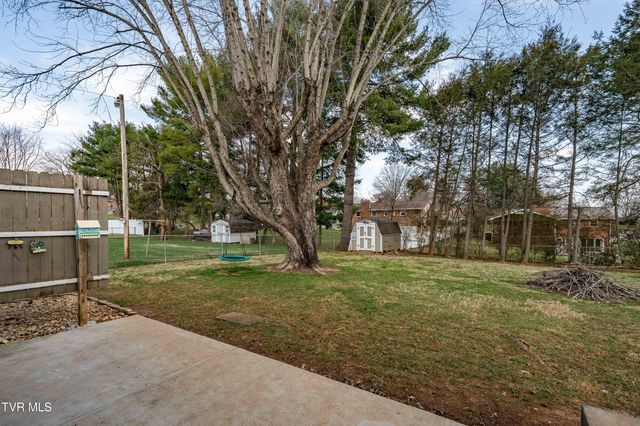 2409 Circleview Drive, Johnson City, TN 37604