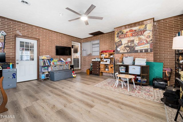 2409 Circleview Drive, Johnson City, TN 37604