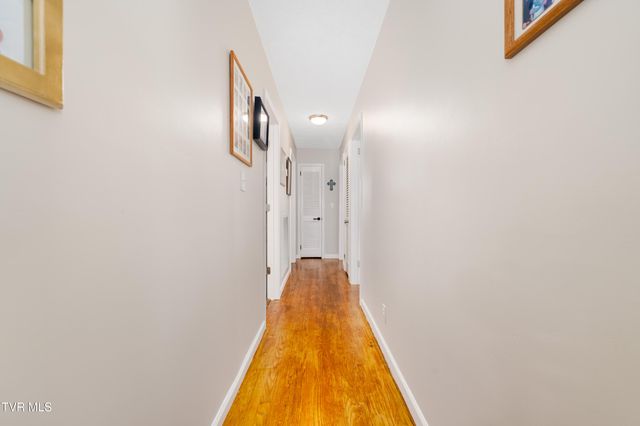 2409 Circleview Drive, Johnson City, TN 37604