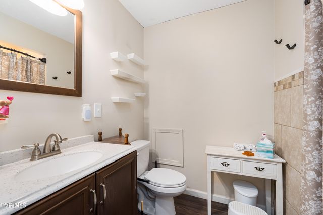 2409 Circleview Drive, Johnson City, TN 37604