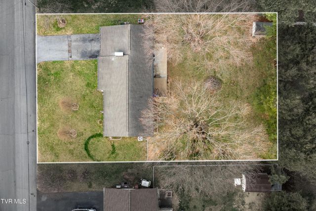 2409 Circleview Drive, Johnson City, TN 37604