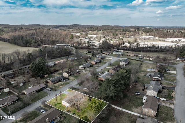 2409 Circleview Drive, Johnson City, TN 37604