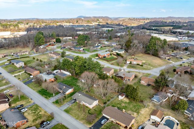 2409 Circleview Drive, Johnson City, TN 37604