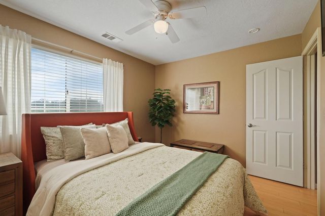 236 Creekview Ln, Wallace, CA 95254