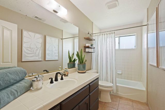 236 Creekview Ln, Wallace, CA 95254