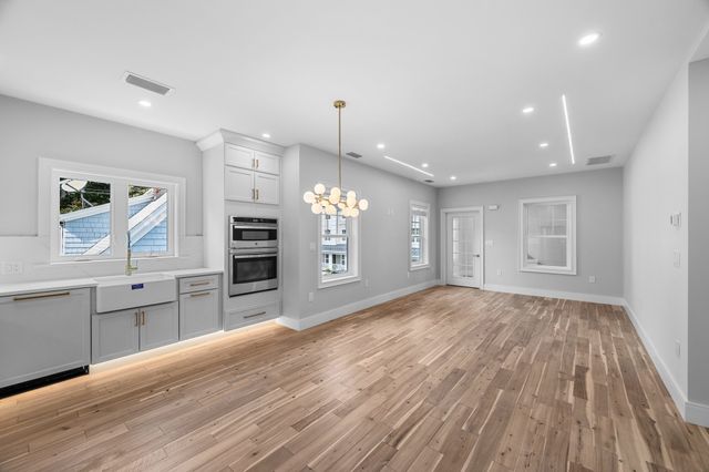 30 Pitman Rd 2, Swampscott, MA 01907