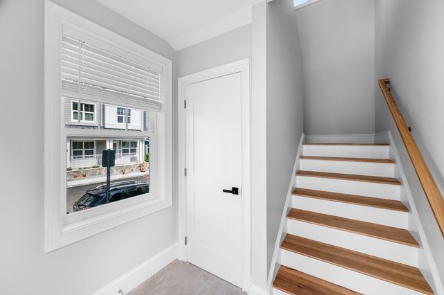 30 Pitman Rd 2, Swampscott, MA 01907