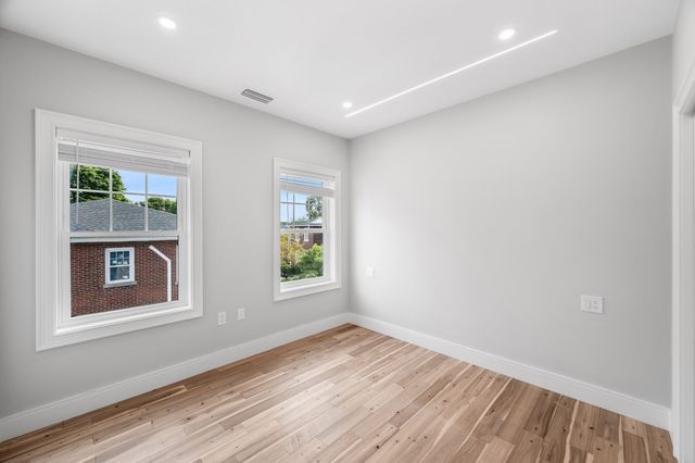 30 Pitman Rd 2, Swampscott, MA 01907