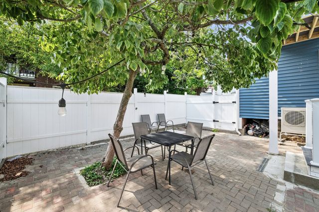 30 Pitman Rd 2, Swampscott, MA 01907