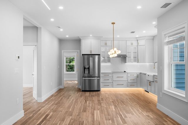 30 Pitman Rd 2, Swampscott, MA 01907