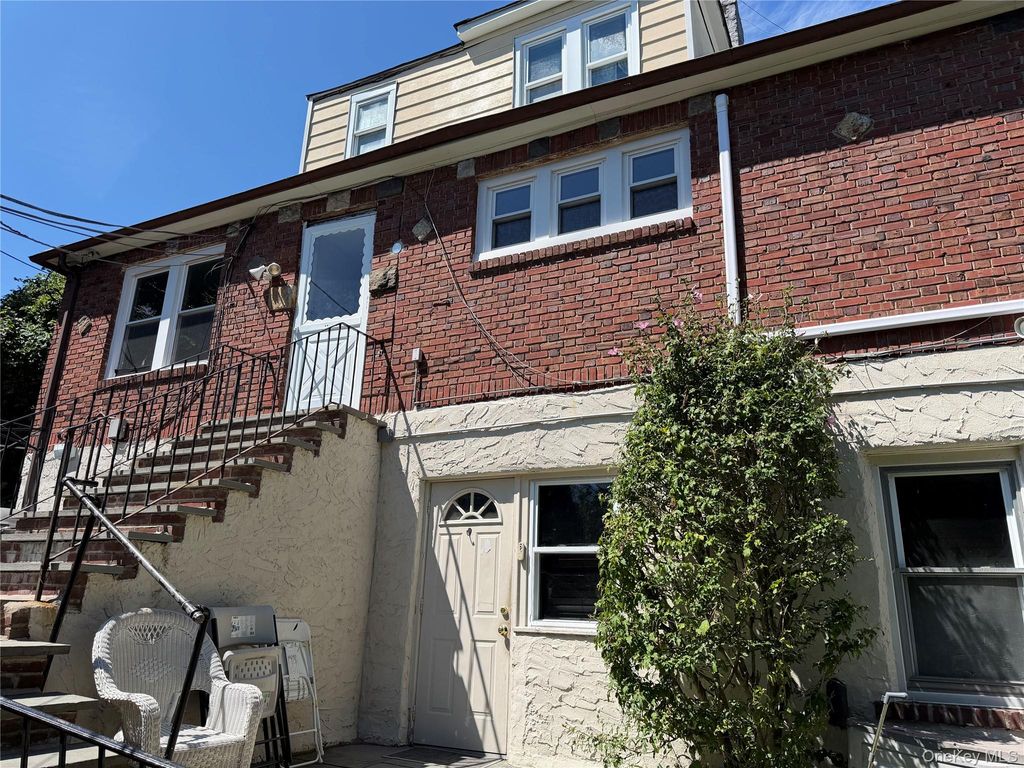 40 Paula Avenue, Yonkers, NY 10704 — exterior