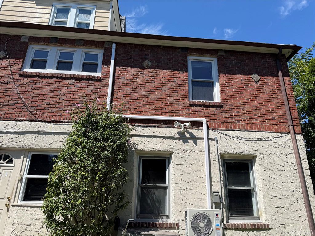 40 Paula Avenue, Yonkers, NY 10704 — photo 3