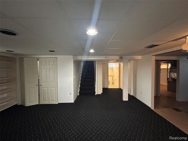 17697 Olympia, Redford, MI 48240