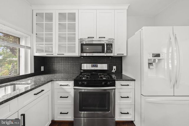 814 SOMERSET ST, Gloucester City, NJ 08030