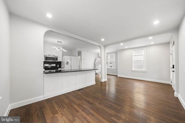 814 SOMERSET ST, Gloucester City, NJ 08030