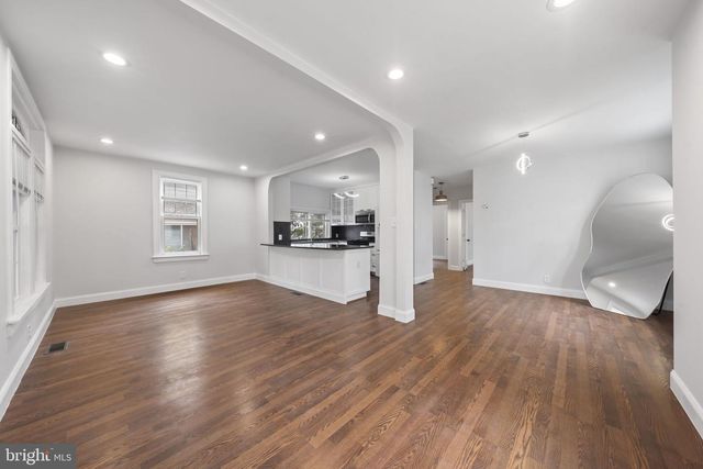814 SOMERSET ST, Gloucester City, NJ 08030