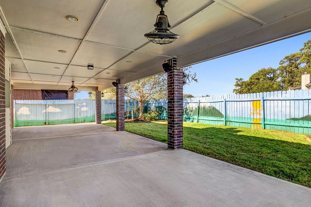 21819 Hannover Village Drive, Spring, TX 77388