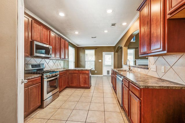 21819 Hannover Village Drive, Spring, TX 77388
