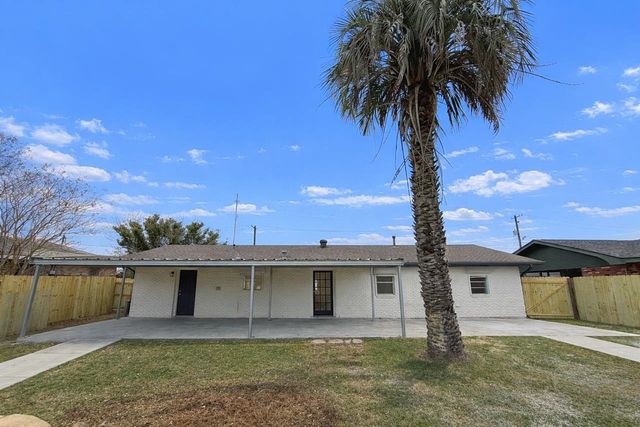 207 Bellaire Drive, Houma, LA 70360