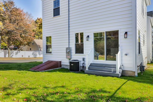 197 Vesper Street, Fairfield, CT 06825