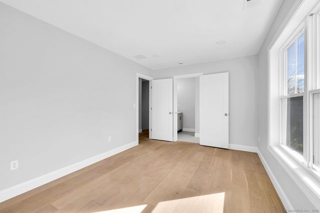 197 Vesper Street, Fairfield, CT 06825