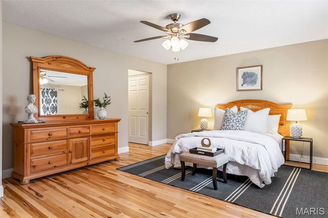2315 Seven Pines Drive 1, St Louis, MO 63146