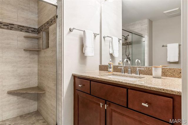 2315 Seven Pines Drive 1, St Louis, MO 63146