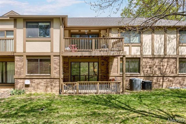 2315 Seven Pines Drive 1, St Louis, MO 63146