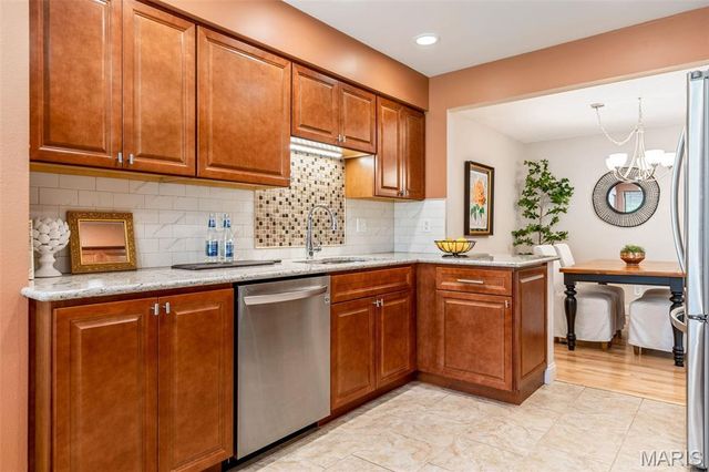 2315 Seven Pines Drive 1, St Louis, MO 63146